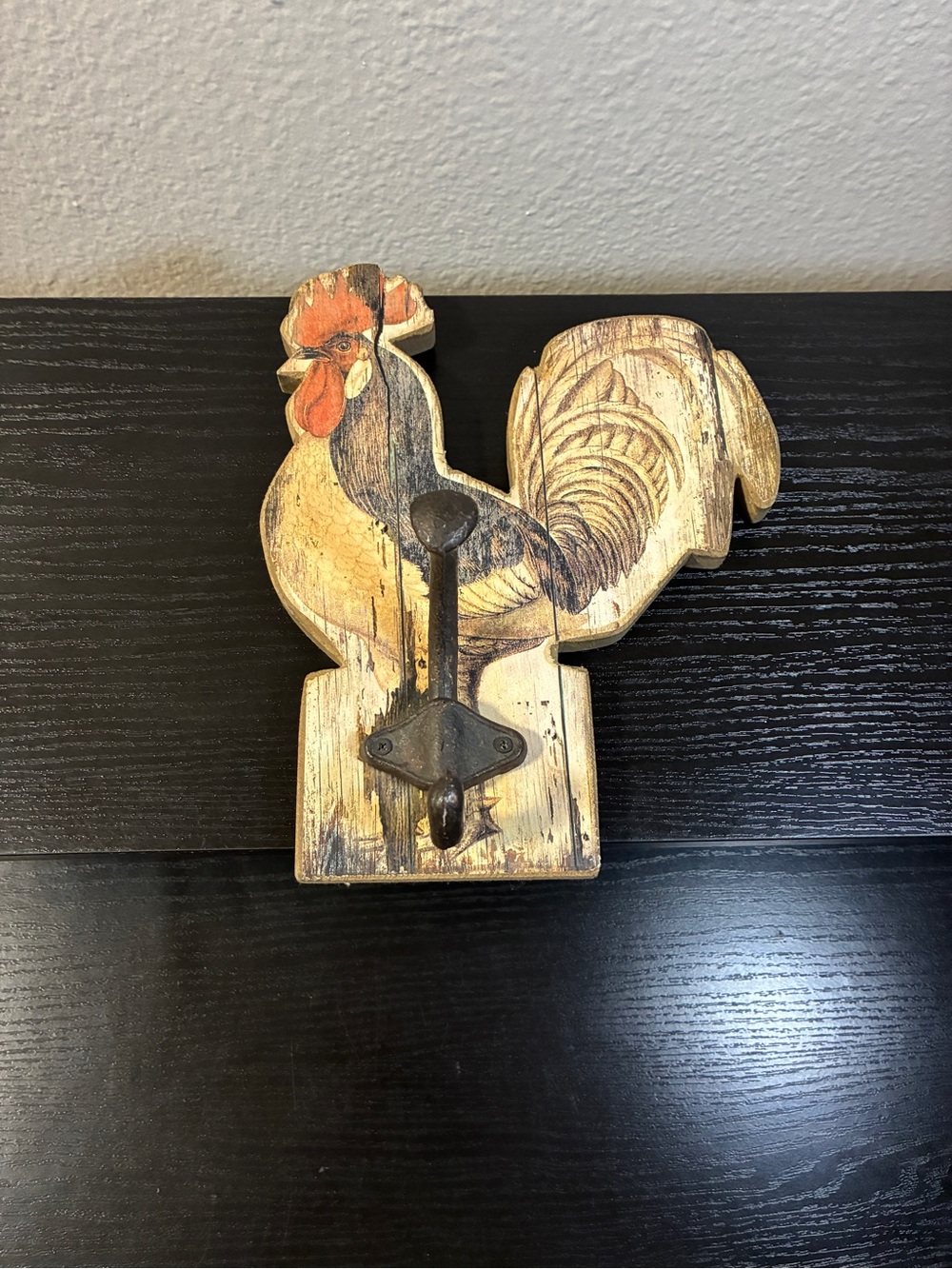 Vintage Rooster Folk Art Wall Hook
Weathered Farm House Style